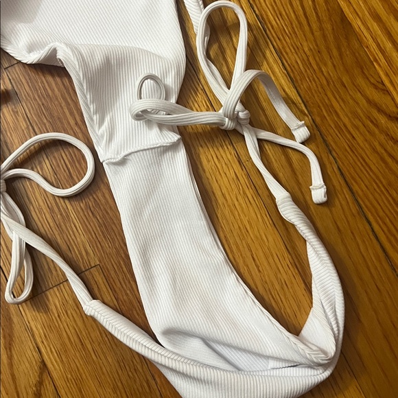 White Ribbed Bikini Set - Picture 4 of 6